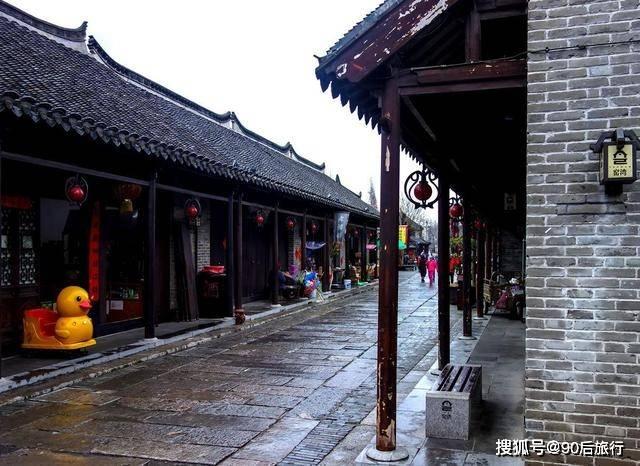 科尔：曼联对顶级球员的吸引力有限，谁会拒绝曼城红军来曼联呢？